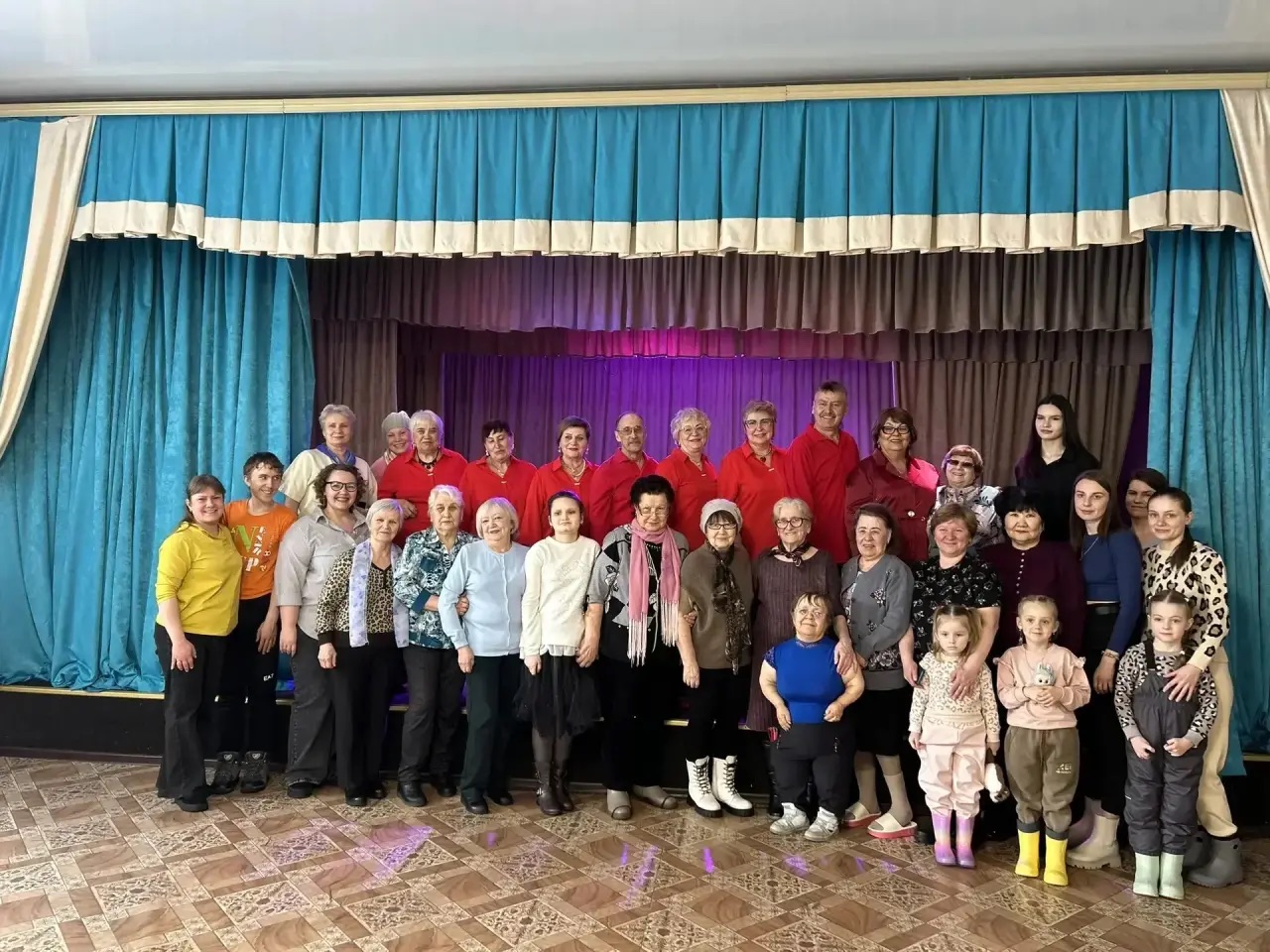 share photo 15110876250