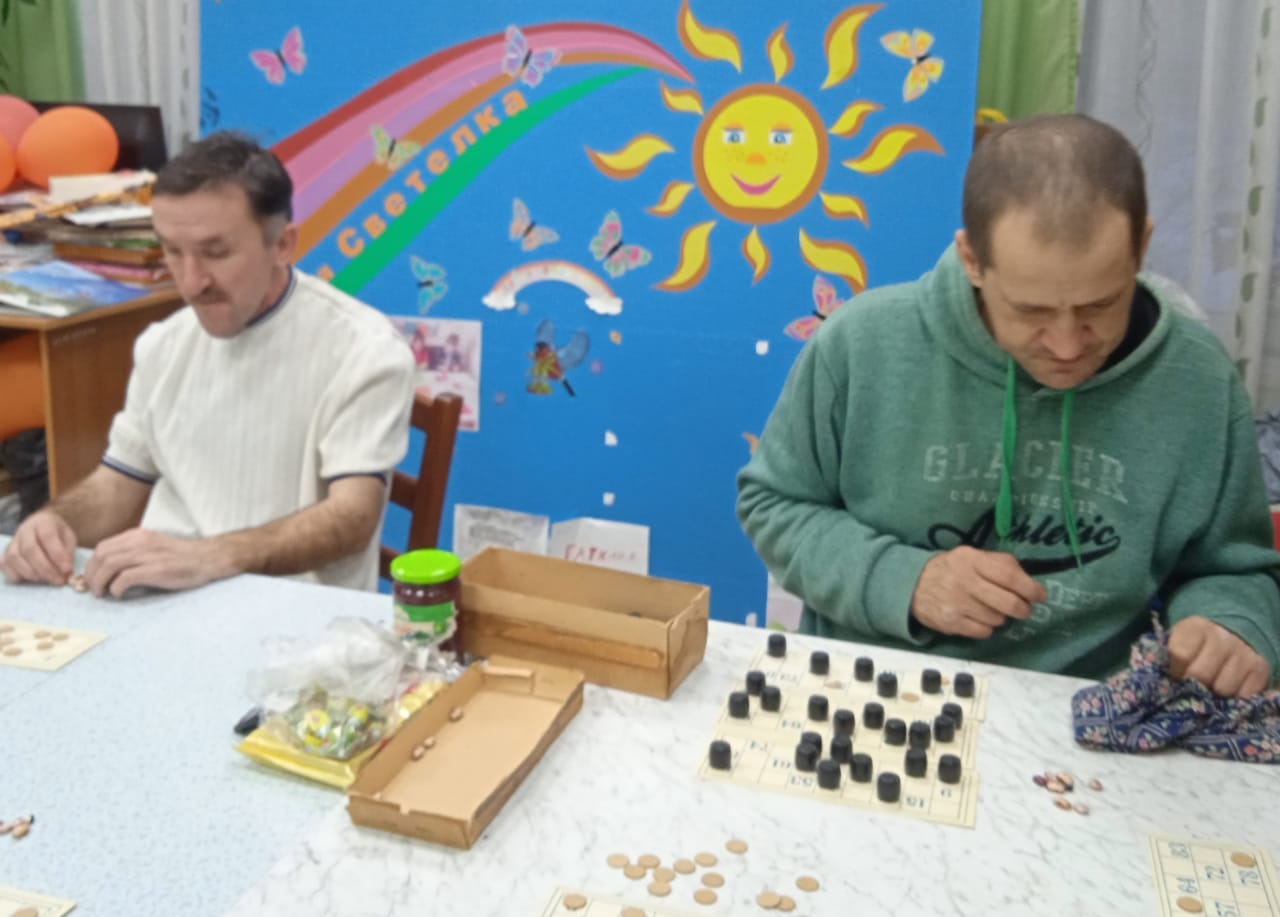 28e31475 bce9 40d3 8727 71887675ad34