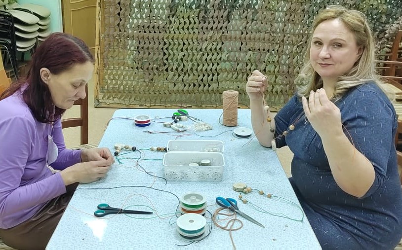 b64f6674 61e7 4f16 97ca 8fb761065bd8