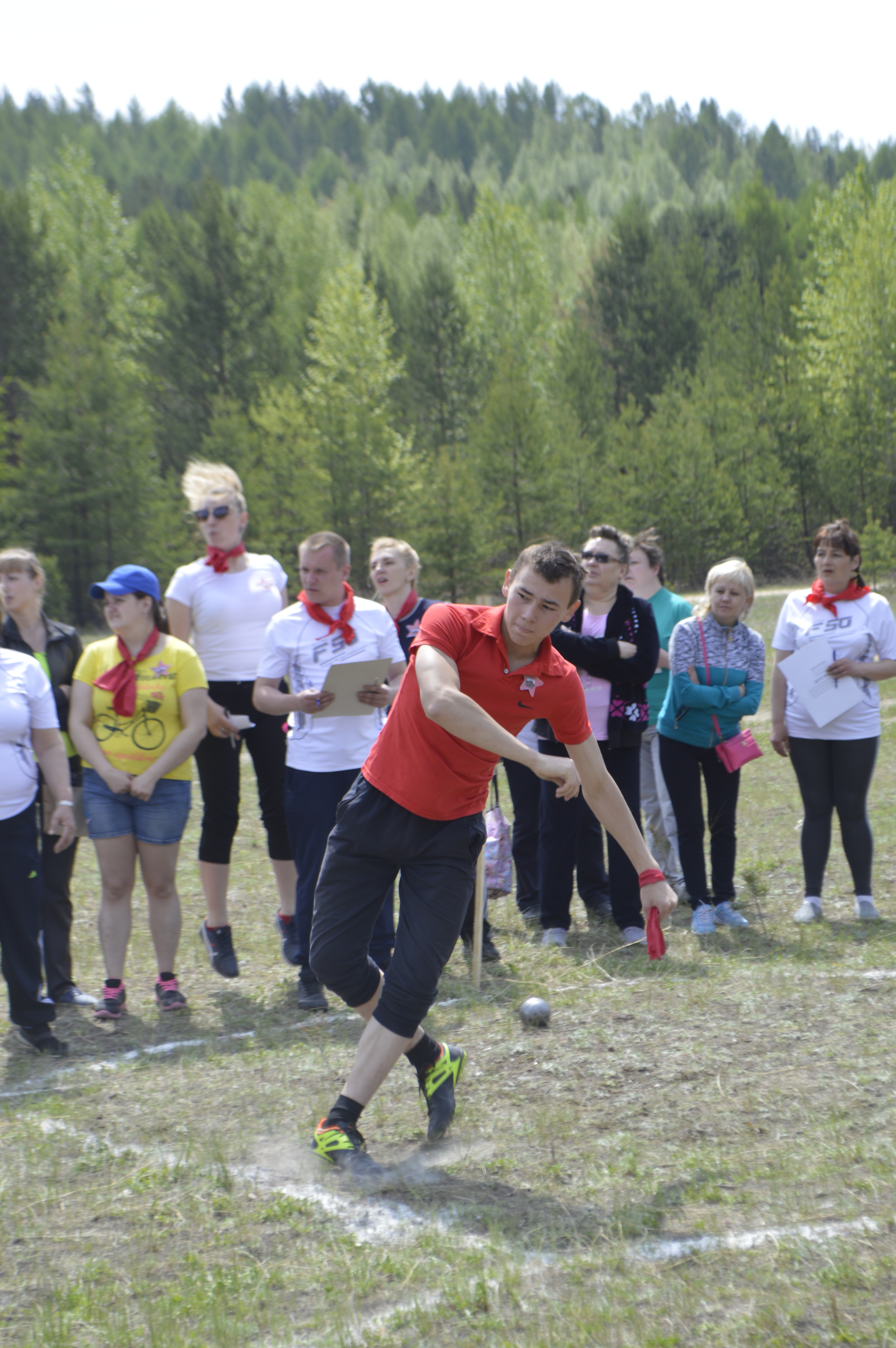 метание ядра