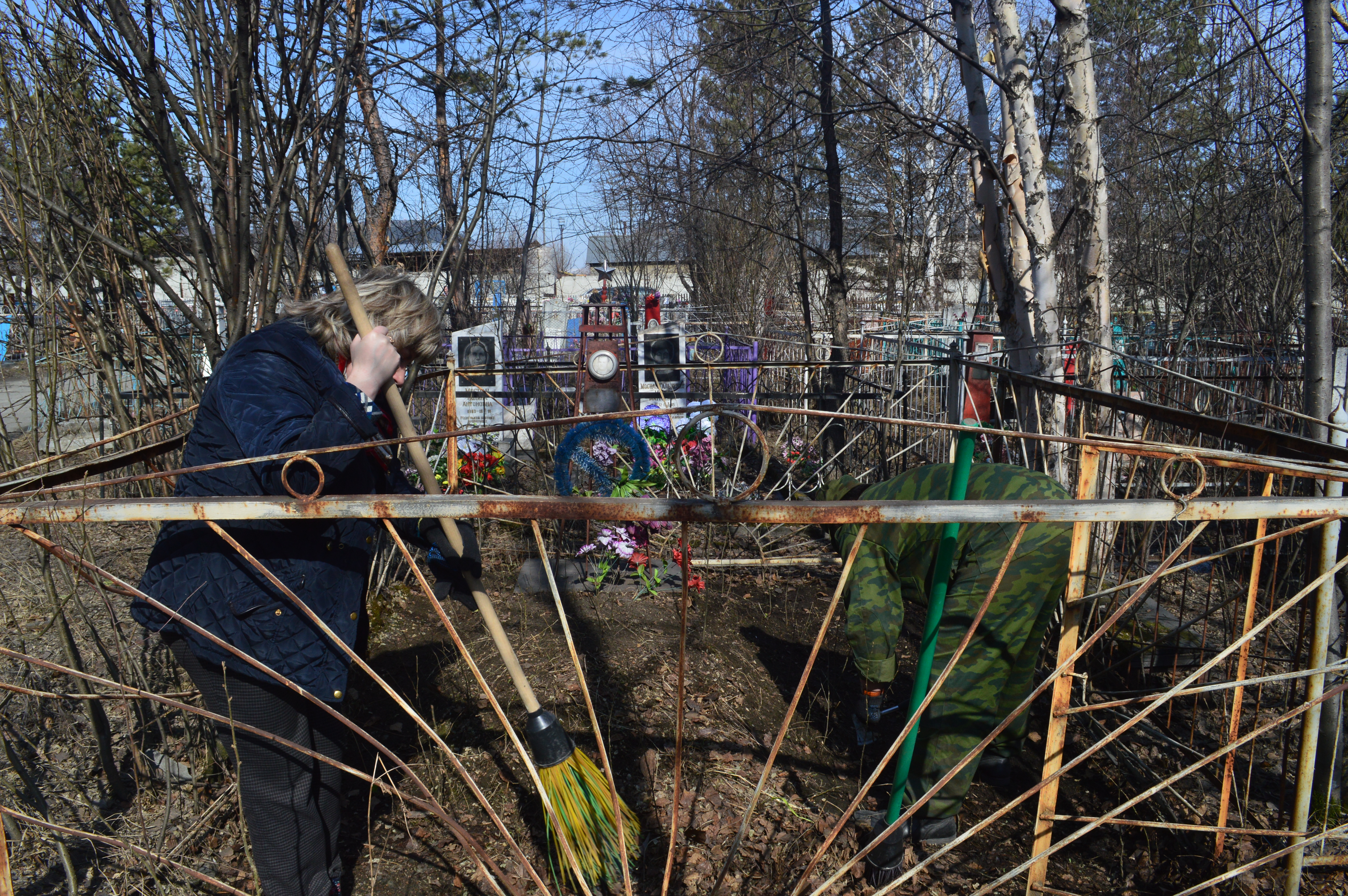 уборка могилы4